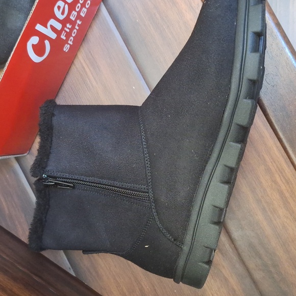 Cheeks Sport Boot - Picture 2 of 5